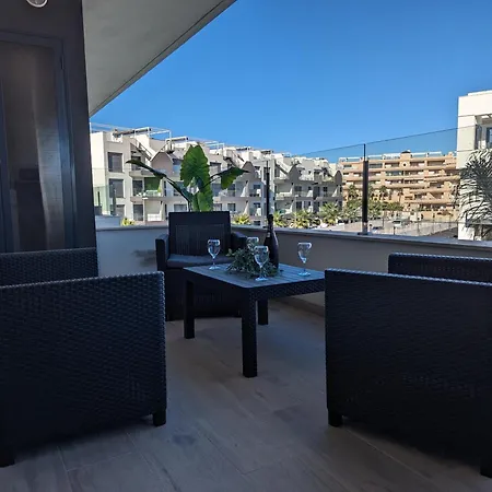 Apartament Poolside 2br Villamartin
