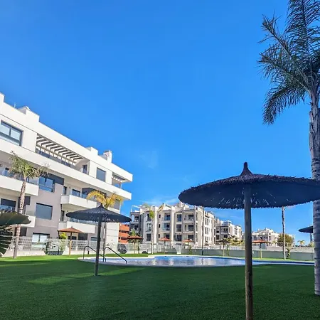 Poolside 2br Villamartin Apartament *